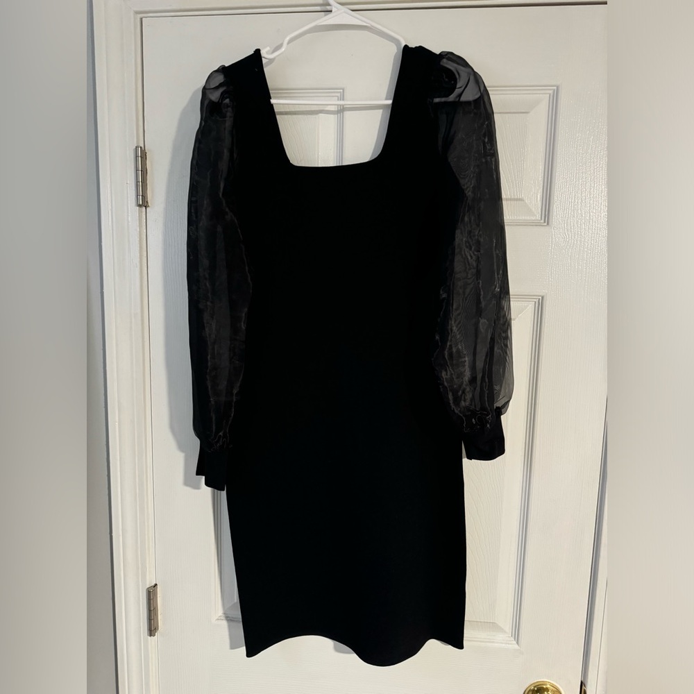 House of Harlow 1960 size Small black bodycon dress with tags.